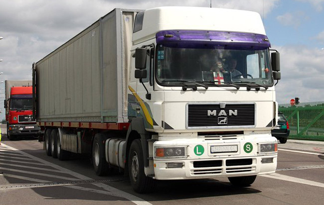 К отмене разрешений на автоперевозки грузов между РФ и Беларусью – долгий путь