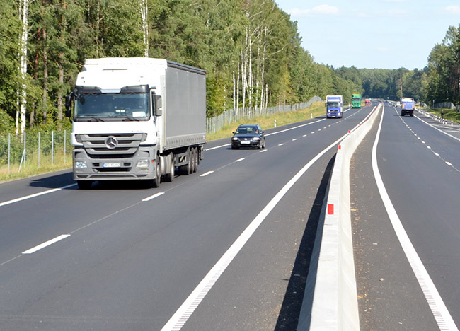 Летние ограничения для грузовых машин на белорусских дорогах