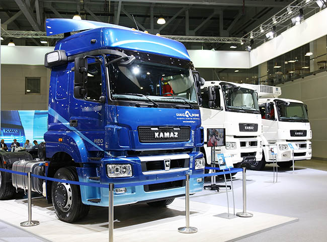 Продажи новых грузовиков в России снизились