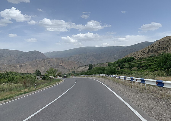 Грузы пойдут через Армению